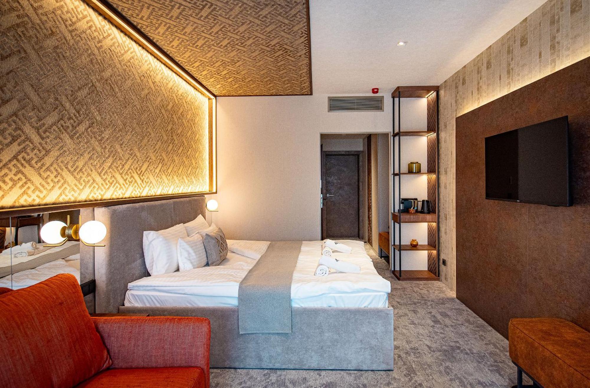 Bordur Wellness Hotel Superior Es Szonyegmuzeum Békésszentandrás Esterno foto