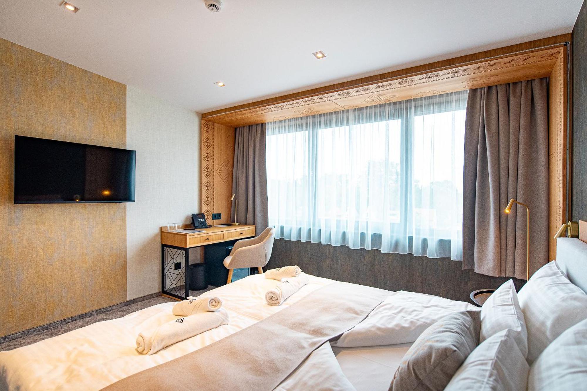 Bordur Wellness Hotel Superior Es Szonyegmuzeum Békésszentandrás Esterno foto