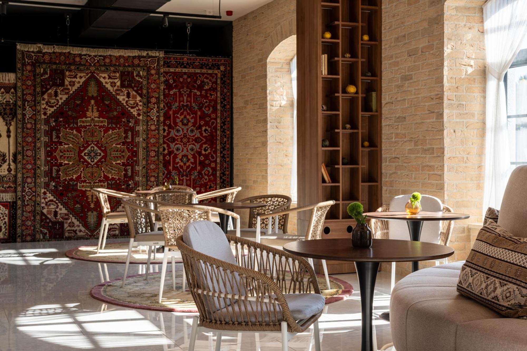 Bordur Wellness Hotel Superior Es Szonyegmuzeum Békésszentandrás Esterno foto