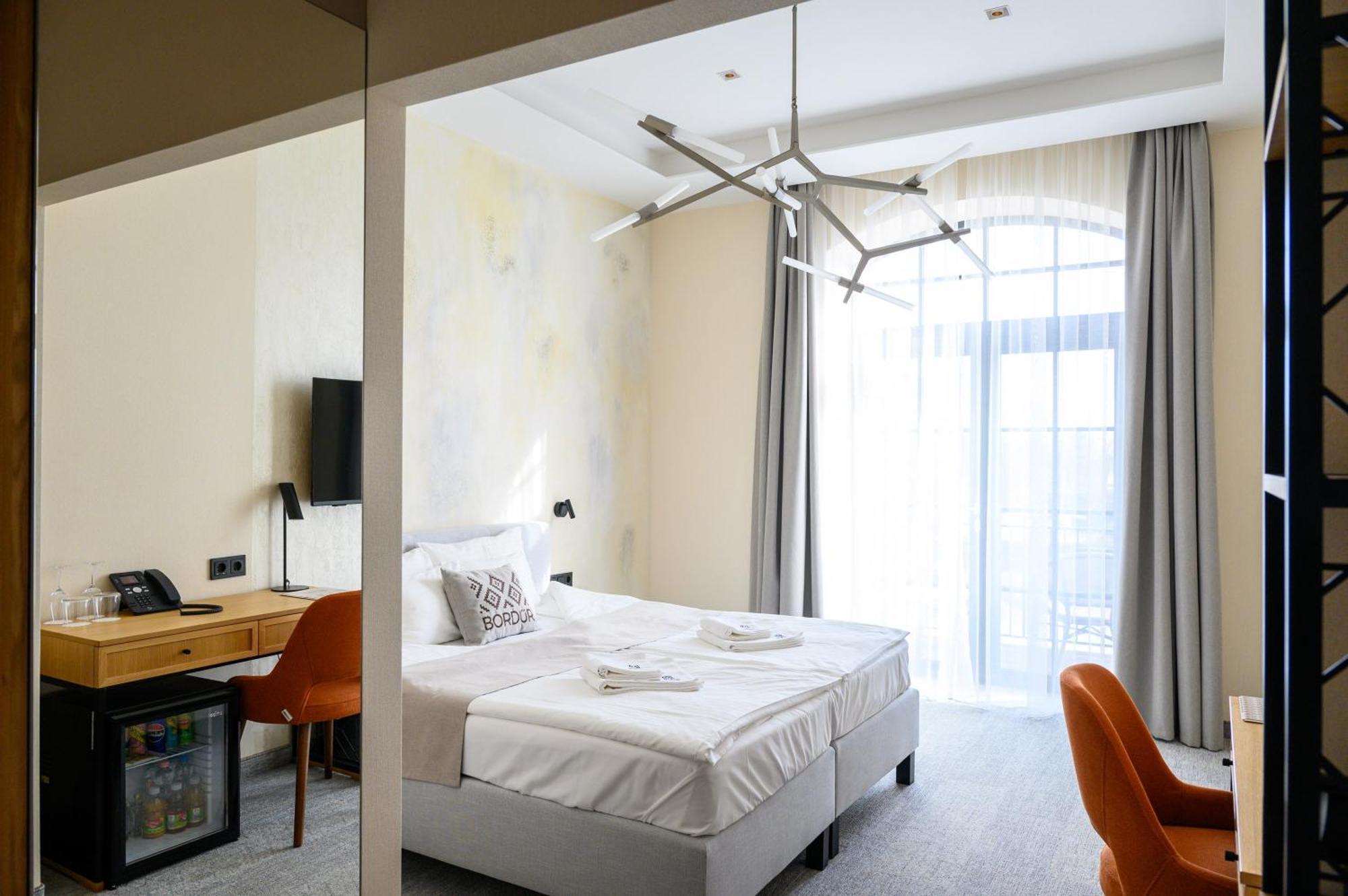 Bordur Wellness Hotel Superior Es Szonyegmuzeum Békésszentandrás Camera foto